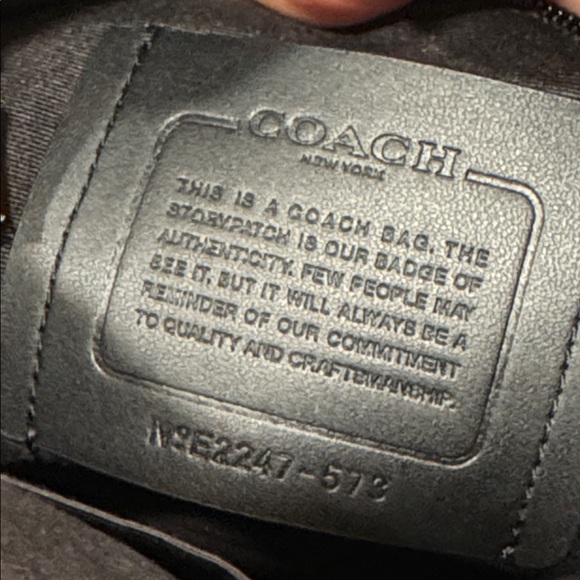 Coach Bag Signature Messenger Flap Crossbody - Picture 14 of 17